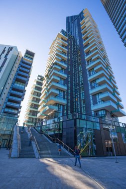 Milan, İtalya, 7 Haziran 2017 - Solaryum panelleri Tower 