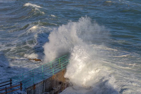 Rough Sea Waves Crashing Pier Medanean Sea Ligurian Coast Italy — стоковое фото