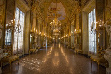 Genoa (Genova), Temmuz, 2, 2017 - Palazzo Reale, The Royal Palace, ayna galeride görünümünü İtalyan şehir, Cenova, Unesco Dünya Mirası, İtalya.