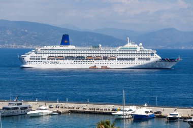 Santa Margherita Ligure, İtalya, 12 Temmuz 2017 - Cruise Gemi P ve O Oriana içinde bağlantı noktası, Santa Margherita Ligure, Genoa (Genova) Eyaleti, Ligurian Riviera, İtalya.