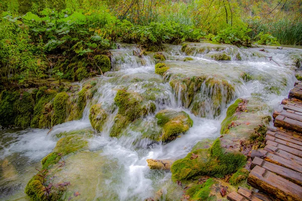 Slavné Vodopády Národní Park Plitvická Jezera Chorvatsko Vodopády — Stock fotografie