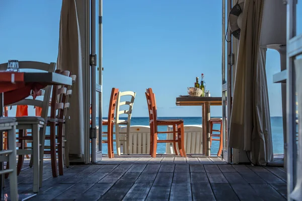 Siehe Aussicht Restaurant Tische Und Stühle — Stockfoto