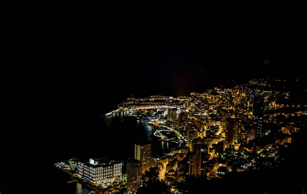 Monte Carlo'da görünümü Monako gece Cote d'Azur, Europe