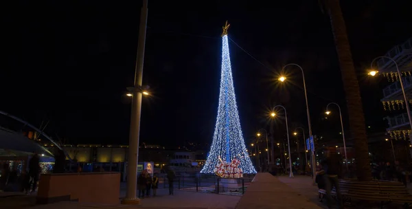 Genoa Genova Itália Dezembro 2017 Árvore Natal Iluminada Antigo Porto — Fotografia de Stock