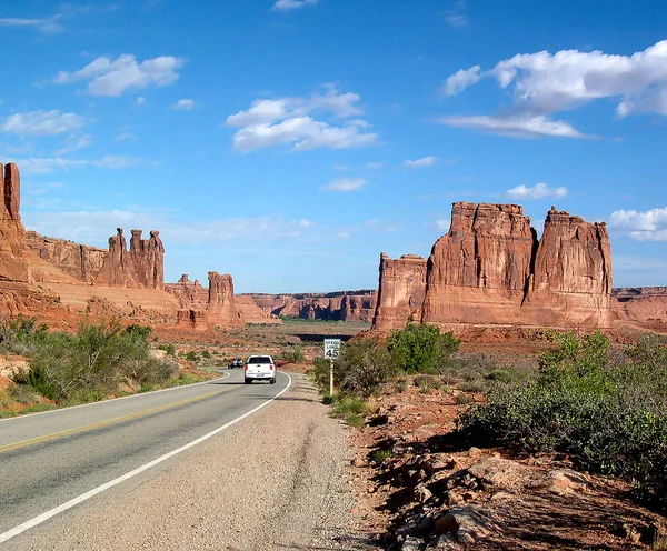 Strada Attraverso Arches National Park Utah — Foto Stock