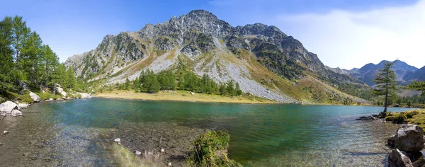 Vista Del Lago Arpy Val Aosta Alpes Italianos Italia —  Fotos de Stock