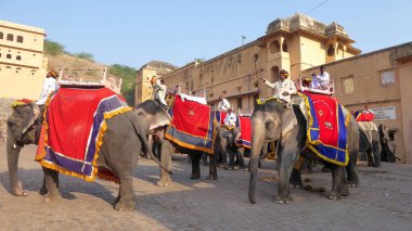 Amer, Türkiye, 19 Ekim 2017 - Fort Amber içinde Amer, Jaipur, Rajasthan eyalet, Hindistan yakınındaki bir kaledir. Bir tepe üzerinde yer alan, o ana turistik Jaipur çevrenin 's.