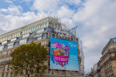 Paris, Fransa, 6 Eylül 2018 - Galeries Lafayette cephe Paris, Fransa
