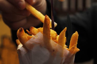 Belçika patates kızartması. Fast food. Brüksel