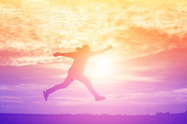 Günbatımındaki adam