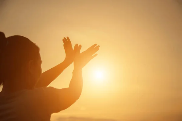 Forma Las Manos Para Sol — Foto de Stock