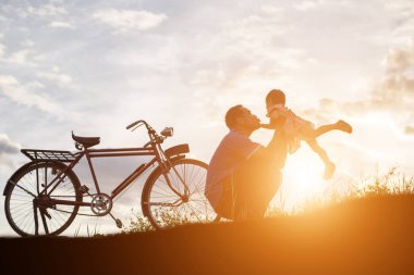 Baba ve oğul sunset bulvarında eğleniyor