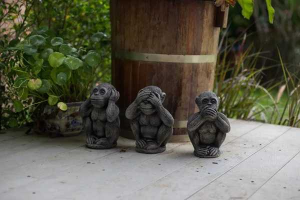 Üç bilge maymun, üç mistik maymunlar (görme, duyma, kötü konuşma)