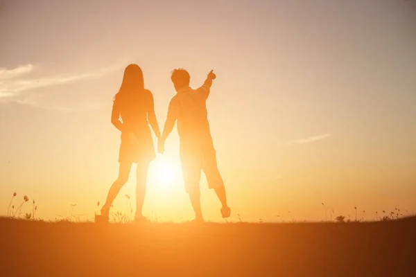 Silhouette Man Woman Holding Hands Each Other Walking Together — Stock Photo, Image