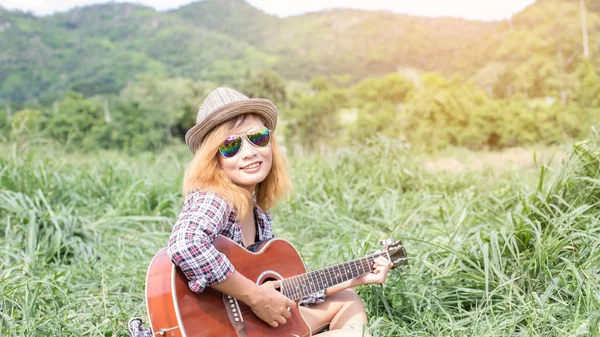 Güneş ışığı altında müzik 