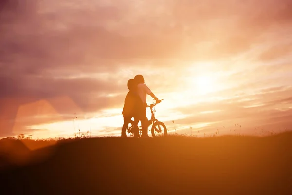 Two Little Boys Bike Silhouette — Stock Photo, Image