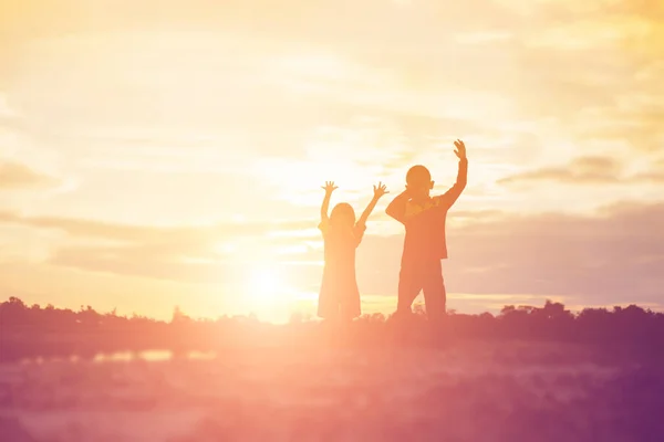 Kid Silueta Okamžiky Radosti Dítěte Povahu Sunset — Stock fotografie