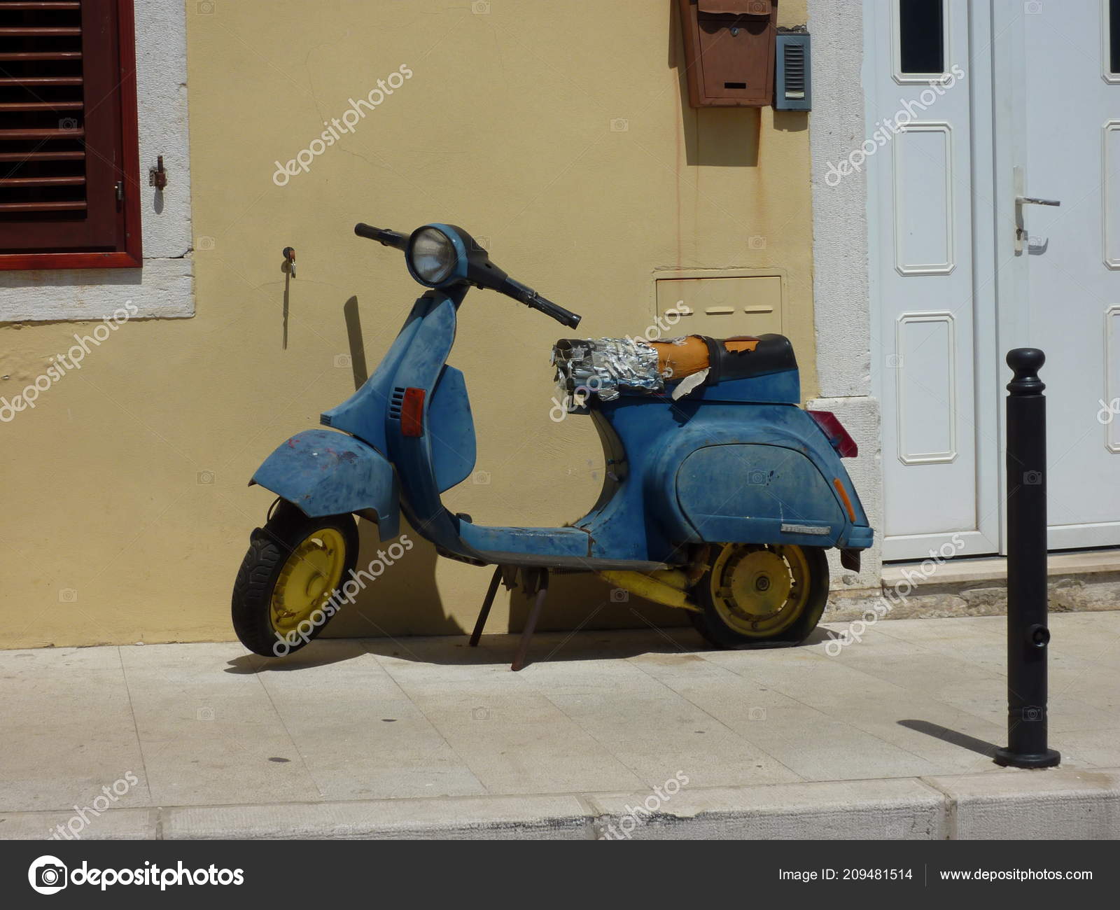 old scooter bike