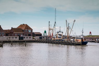Hollanda Ijssellake bir köy Stavoren Limanı, bölge Gaasterland, il Friesland