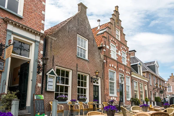 Şehir Merkezinde Tipik evler Sloten, Hollanda, il Friesland, bölge Gaasterland