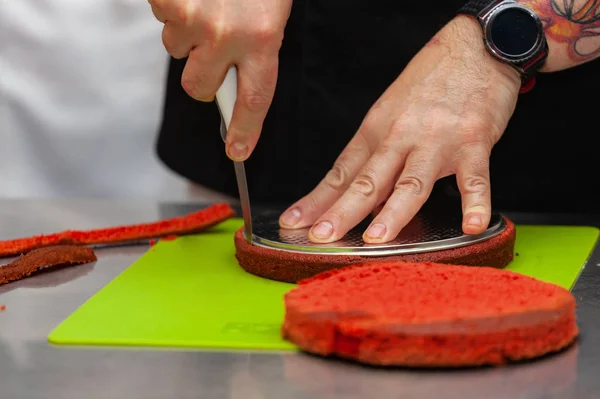 Sponge Cake Red Velvet Cake Preparation — Stock Photo, Image