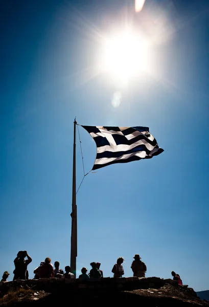 Falista flaga Grecji — Zdjęcie stockowe