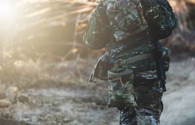 Airsoft askeri oyunu