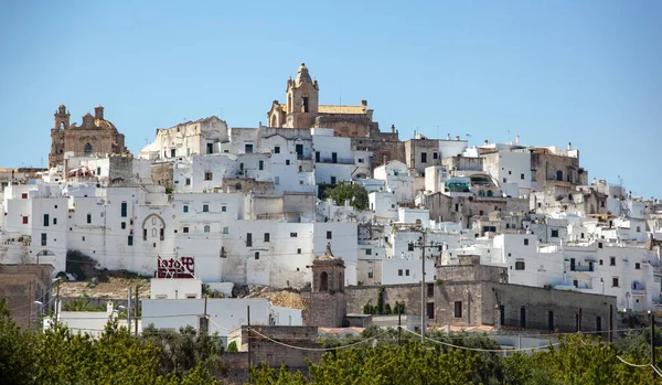 Ostuni Włochy Sierpnia 2014 Panoramiczny Widok Białe Stare Miasto Ostuni — Zdjęcie stockowe