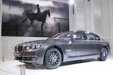 Moskova-Eylül 1: Bmw 740li xdrive Herimoncourt Moskova Uluslararası Otomobil salon Mias Moskova'da Uluslararası Sergi 1 Eylül 2012
