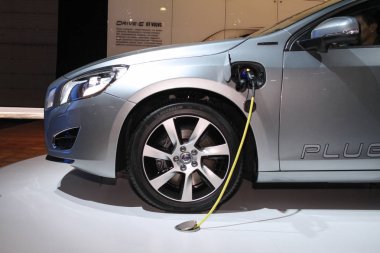 Moskova-Eylül 1: Volvo V60 Plug-in hibrid otomobil endüstrisi Moskova Uluslararası Otomobil salon Mias Moskova'da Uluslararası Sergi 1 Eylül 2012