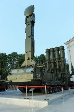Moskova-Mayıs 13: Uçaksavar füze S-300v3 Savaşı fotoğrafları, Fuar Sergisi Mayıs, 2015 tarihinde Moskova'da. Kamu-olay