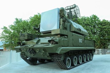 Moskova-Mayıs 13: araç 9a330 mücadele Zrs Thor savaş Vdnh sergisinde, Mayıs, 2015 Moskova'da fotoğraf sayısı. Kamu-olay