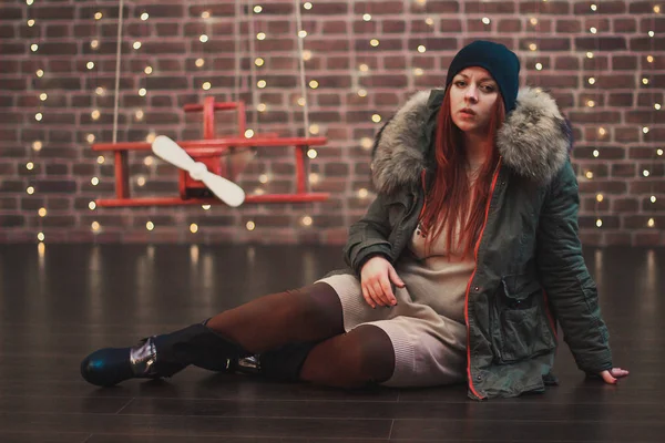 şapkalı serin güzel kızıl saçlı kız 