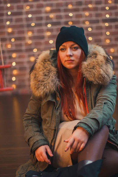 şapkalı serin güzel kızıl saçlı kız 