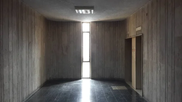 Imagen Interior Del Edificio Hormigón Modernista Con Luz — Foto de Stock