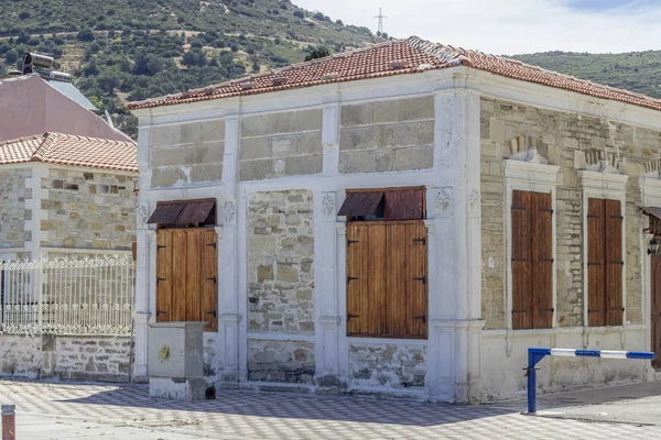 Perspectiva Tiro Construção Alvenaria Velha Com Sombras Madeira Turquia — Fotografia de Stock