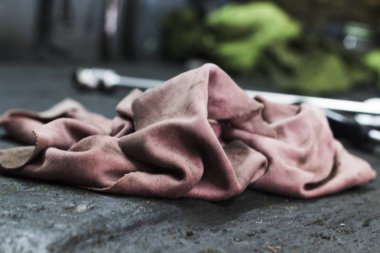 kullanılan pembe el bezi tamircisi, yakın çekim vurdu