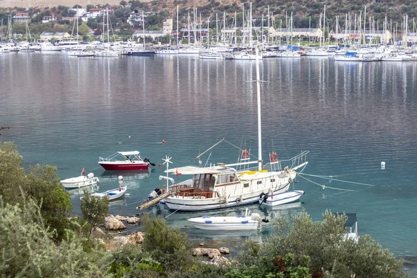 透视土耳其地中海小港口游艇的顶部拍摄 — 图库照片