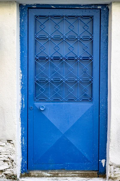 Tiro Frontal Porta Metal Cor Azul Com Padrão Turco Tradicional — Fotografia de Stock