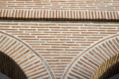 Türkiye'nin yerel mekanlarının 500 yıllık masoni camii detay kemer sütun kavşağı