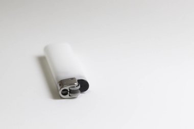 Daha açık yatay konumlandırılmış beyaz renk temiz perspektif çekimi