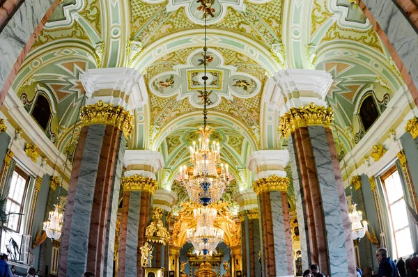 Wnętrze Katedry Piotra Pawła — Zdjęcie stockowe