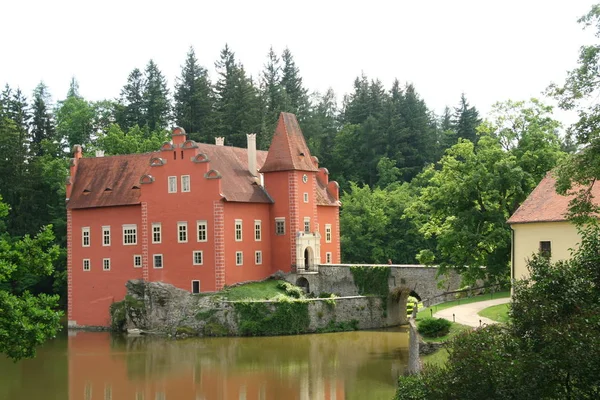 Castillo Cervena Lhota República Checa — Foto de Stock
