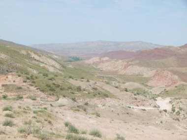 Vadinin Koytendag dağlar, dinozor izleri nerede bulduğunu adı.