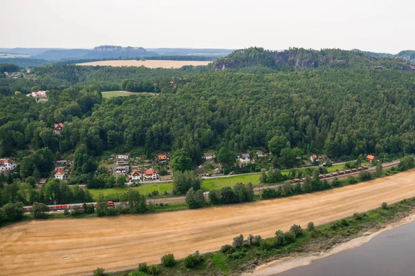 Hermosa vista de rocas Bastei Imágenes De Stock Sin Royalties Gratis