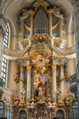 20.07.2018 Dresden, Almanya - Dresden, Almanya. Frauenkirche Katedrali iç.