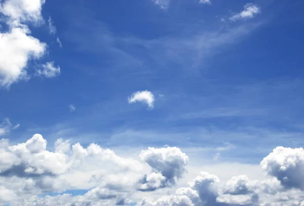 Blue Sky White Clouds Abstract Nature Background — Stock Photo, Image