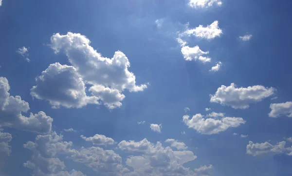 Blauer Himmel und Wolken Himmel — Stockfoto