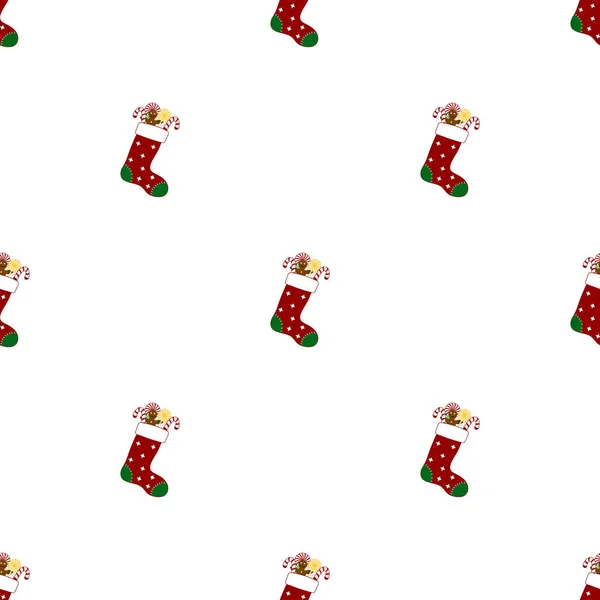 Sömlös mönster med julstrumpor på vit bakgrund. Pepparkaksgubbe och godis. Röd grön strumpa. Vektor illustration för design, webb, omslagspapper, tyg, tapeter. — Stock vektor