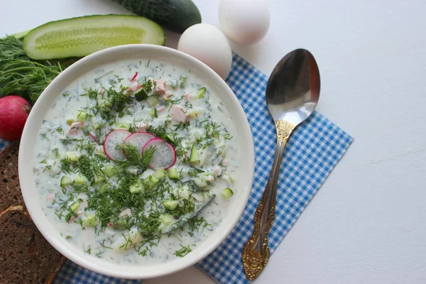 Okroshka Est Une Soupe Froide Traditionnelle Russe Été Dans Bol — Photo